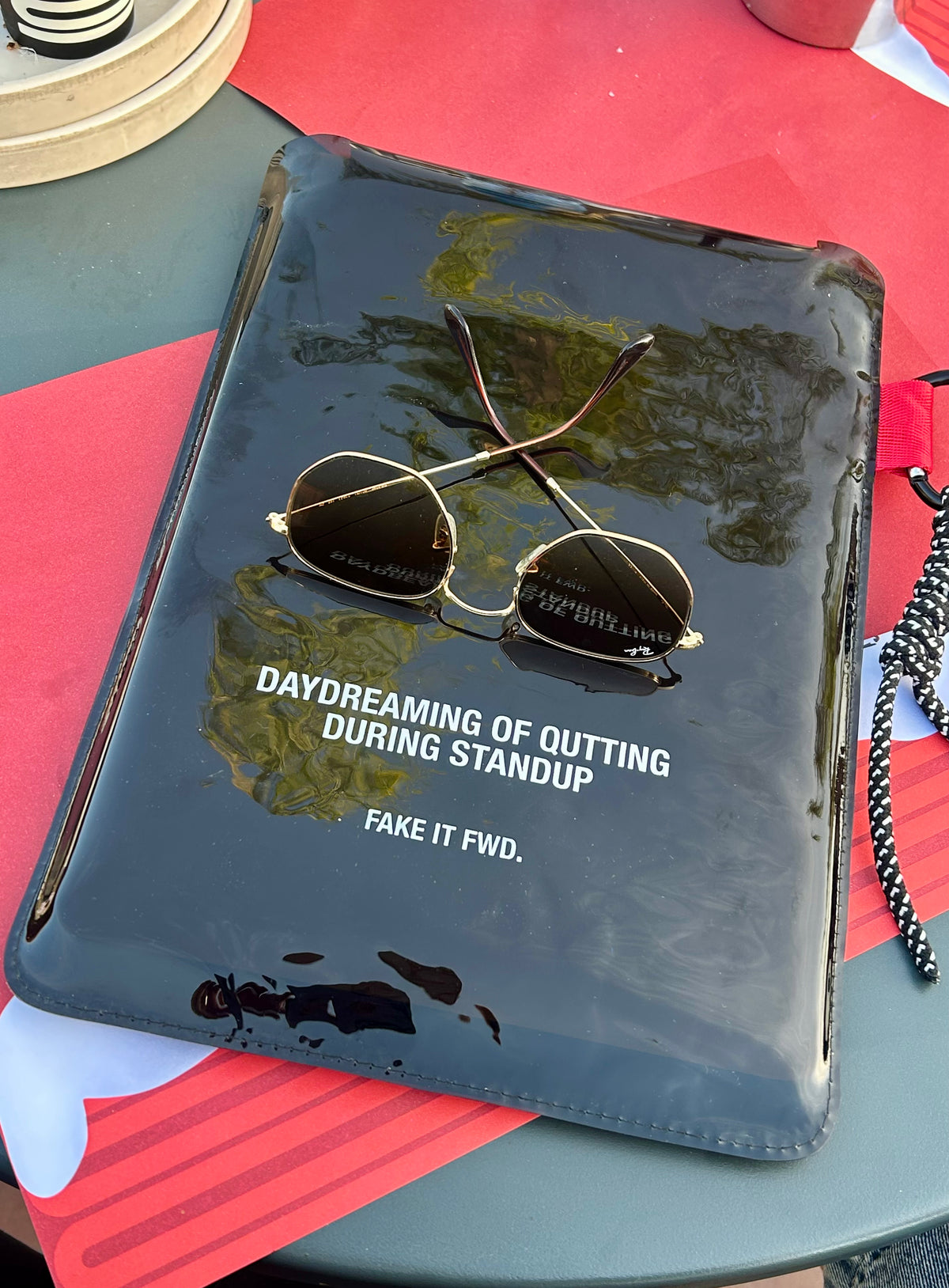 Daydreaming of quitting - IPad/Laptop sleeve